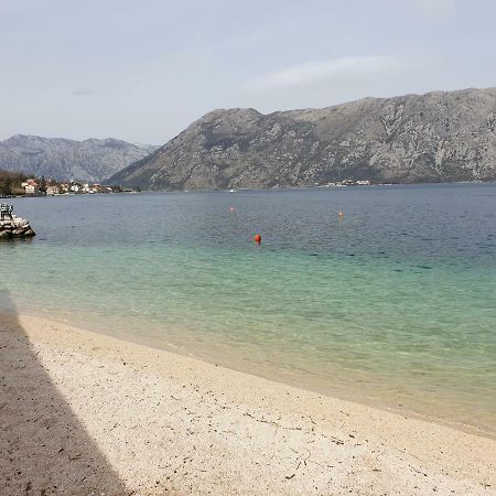 Apartments Sovran Vila Marija Prcanj Bagian luar foto
