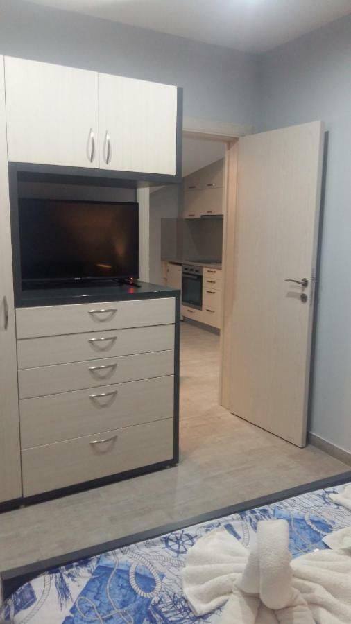 Apartments Sovran Vila Marija Prcanj Bagian luar foto